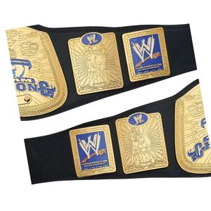 Ceinture de champion WWE avec sangle noire et design doré, titre personnalisable pour les fans et les collectionneurs - Product Image 4
