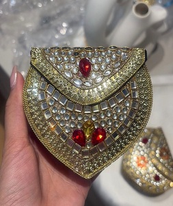 Sac à main en mosaïque plaqué or de style indien avec pierres Kundan pour femmes, sac à main traditionnel indien pour mariage, fait main F S - Product Image 4