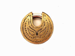 Antique Brass Fish Design <b>Padlock</b> with Vintage Keys Handcrafted Decorative Lock for Door, Cabinet & Home Decor - Product Image 3