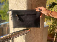 Pochette en cuir taillée à la main sculpture en cuir véritable pochette portefeuille en cuir occidental portefeuille unique et élégant pour les femmes