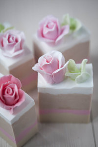 Decorative Wedding Storage <b>Box</b> Luxury Floral <b>Gift</b> <b>Box</b> Romantic Rose <b>Gift</b> <b>Box</b> Designer Wedding Return <b>Gift</b> <b>Box</b> - Product Image 3