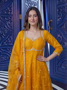 RICH LOOK Ramdev Trading - Vestido Étnico Moderno con Bordado de Seda y Lentejuelas, con Dupatta, para Fiestas, Precio al por Mayor - Product Image 2