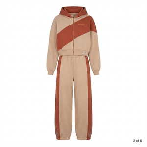 Conjunto Deportivo para Mujer con Bloques de Color, Sudadera con Capucha y Cremallera, Pantalones Deportivos Anchos con Detalle de Pedrería - Product Image 3