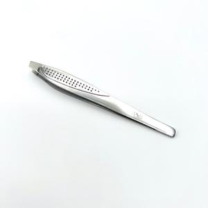 Pinza para Cejas de Acero Inoxidable con Punta Inclinada y Mango Elegante, Logotipo Personalizado, Instrumento de Belleza Ligero, Pinza de Precisión - Product Image 3
