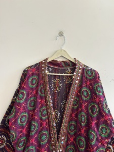 Kimono long en viscose georgette brodé Phulkari pour femme, cadeau pour elle - Product Image 3