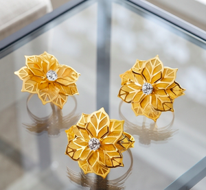 Ronds de serviette en métal doré avec centre diamanté, décoration de table élégante pour la salle à manger et la maison - Product Image 1