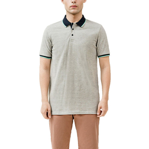 เสื้อเชิ้ตผู้ชายสีเทาเฮเธอร์ ระบายอากาศได้ดี คอเสื้อตัดสี แขนสั้น ทรงเข้ารูป สไตล์ลำลอง ธุรกิจ กอล์ฟ ผ้าฝ้าย 100% ขายส่ง - Product Image 3