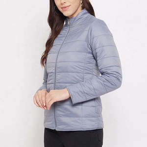 Veste matelassée légère pour femmes grandes tailles, design personnalisé OEM, doudounes matelassées pour femmes, veste d'hiver matelassée pour femmes, shackets - Product Image 2
