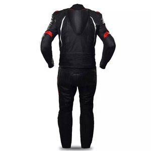 Optez pour une protection supérieure avec cette combinaison de moto en cuir deux pièces. Choisissez le confort et l'endurance avec cette combinaison de moto en cuir. - Product Image 6