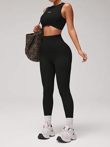 Ensemble de yoga trois pièces Atlaset pour femme – Taille haute, sans coutures, pour entraînement et gym – Soutien-gorge de sport, leggings, veste – Logo personnalisé OEM ODM Privé - Product Image 3