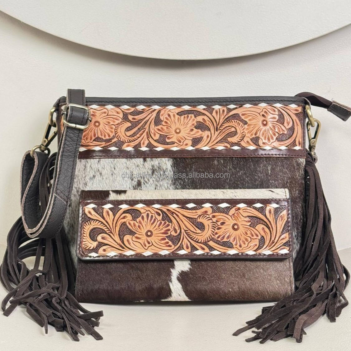 สีน้ำตาล