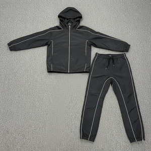 Ensemble de survêtement pour homme, noir, à capuche, brodé, respirant, style sportif, séchage rapide, en coton, avec logo sur le devant, pour l'hiver - Product Image 2