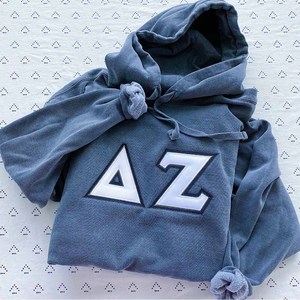 Nouveauté Pull à manches longues pour femme avec broderies en twill, 100% coton molletonné, hiver Y2K Alpha |   Sigma Sorority - Product Image 3