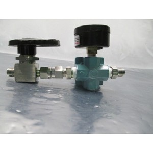 Régulateur Dixon avec manomètre USG, vanne à boisseau sphérique SS-43S4 - Équipements et pièces semi-conductrices de renommée mondiale - Product Image 6