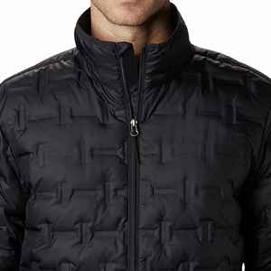 Veste matelassée isolante pour homme avec un design moderne, un rembourrage chaud et un tissu résistant à l'eau, veste matelassée noire pour homme - Product Image 4