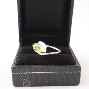 Handmade Stylish <b>Peridot</b> Gemstone <b>Rings</b> Jewellery Brass <b>Ring</b> 925 Sterling Silver Plated Jewellery For Women And Girls Wear - Product Image 2