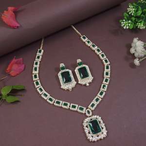 Ensemble de bijoux fantaisie plaqué or avec collier et boucles d'oreilles en cristal et diamants pour femme, vert - Product Image 3