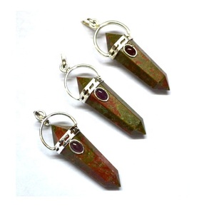 Pendentif classique unisexe en agate avec cristaux et pointes d'agate, serti à griffes, cadeau - Product Image 6