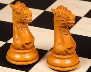 Jeu d'échecs de club soviétique de 1940, reproduction premium, 4 rois, pièces en bois de tournoi, au meilleur prix - Product Image 4