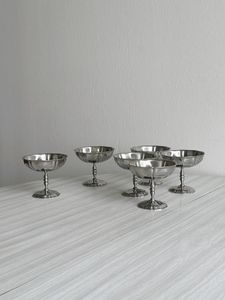 Moderno Tazón de Servir de Acero Inoxidable Pulido, Ecológico, para Decoración de Interiores de Hogar de Lujo, Diseño Artístico Único - Product Image 5