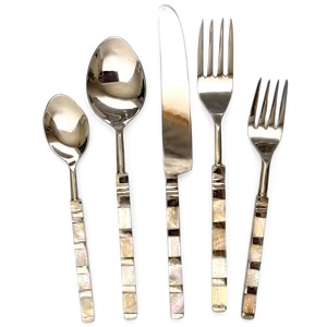 Juego de cubiertos clásicos de metal con mangos de nácar, aptos para lavavajillas, juegos de cubiertos para bodas en oferta. - Product Image 2