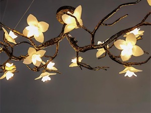 Elegant Metal Floral <b>Arch</b> Decor With White Flowers For Ceiling <b>Decoration</b> - Product Image 6