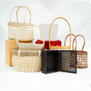 Caja de maceta de flores de madera de alta calidad con revestimiento UV Regalo elegante para amantes del jardín Caja de regalo al por mayor El mejor precio de Vietnam - Product Image 4