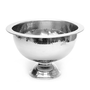 Bol de service moderne en métal avec finition plaquée or pour une décoration élégante de la cuisine et de la maison - Product Image 3