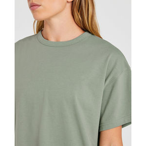 T-shirt de sport vert surdimensionné pour femme, qualité supérieure, manches courtes, ultra doux, léger et coupe décontractée de créateur, idéal pour la gym et l'entraînement - Product Image 2