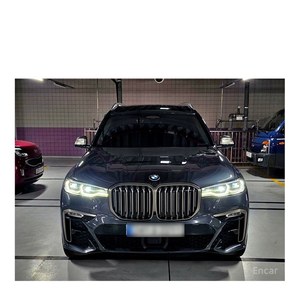 BMW X7 M50i 6 places, modèle mai 2022, avec 59 833 km, boîte automatique, conduite à gauche, caméra de recul, pour usage familial - Product Image 6