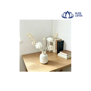 Diffuseur de parfum en rotin artisanal BLUE LOTUS, écologique, sans alcool, sans plomb, en forme de fleur, parfum longue durée, ensemble de bâtonnets diffuseurs - Product Image 1