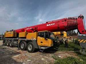 Grue mobile hydraulique d'occasion SANY STC2000C8-8 de 200 tonnes, année 2025, 4000 km, pour l'érection de gros équipements - Product Image 1