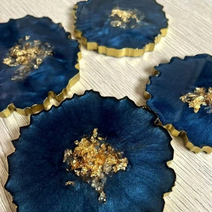 Resin Eco-Friendly Handmade Drink Coaster Set Shape Waterproof Luxury Modern <b>Table</b> Coasters for Home Cafe Restaurant Bar Use - Product Image 3