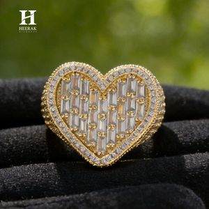 Anillo de Sello Personalizado de Corazón con Diamantes de Imitación Estilo Hip Hop - Anillo de Dedo Índice Chapado en Oro de 14K con Diamantes de Laboratorio - Product Image 2