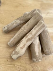 Jouets à mâcher pour chien en bois de café bio, pour une utilisation durable et sûre - Product Image 2