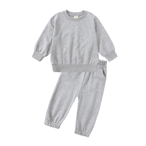 Conjunto Deportivo Personalizado para Niños, Sudadera y Pantalón de Dos Piezas para Otoño, Sudadera con Capucha para Niños Pequeños - Product Image 4