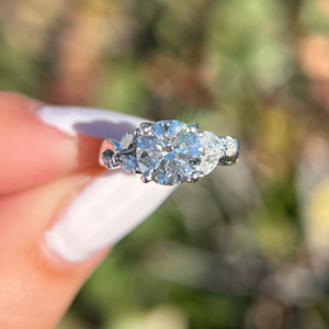 2.15Carat Lab-Grown Pear Cut Diamond IGI Certified Gold Invisible Setting Classic Engagement & Wedding <b>Ring</b> for Parties - Product Image 1