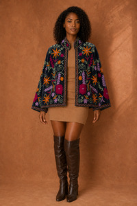 Chaqueta de Invierno con Bordado Suzani, Estilo Floral, Unisex, Hecha a Mano por Artistas, Abrigo Distintivo - Product Image 2