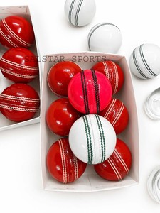 Pelota de Cricket de Cuero Duradera al por Mayor en Colores Rojo y Rosa, 156 g, Especial para Ligas y Partidos T20, Personalizable con Logotipo de Fábrica - Product Image 2