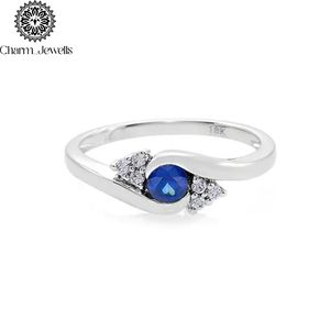 Bague de fiançailles pour femme Charm Jewells en argent plaqué or multi-couches avec moissanite taille coussin, certifiée IGI, sertissage griffe classique, 3g - Product Image 2