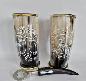 Vasos de cuerno para beber tradicionales para elevar sus libaciones Vasos de vidrio Premium - Product Image 1