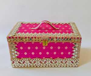 Boîte de rangement pour maquillage et bijoux, coffret de toilette de mariée avec plateau intérieur, poignée et serrure pour l'organisation de la coiffeuse - Product Image 6