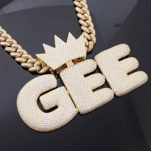 Chaîne pendentif en or 14 carats double couche avec diamants VVS, bijoux hip-hop, design épais vintage à lettres - Product Image 1