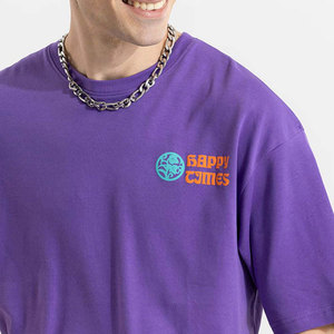 Conjunto de Dos Piezas Casual de Verano para Hombre, Color Morado, Tejido 100% Algodón, Transpirable, con Logotipo Estampado en la Parte Delantera - Product Image 4