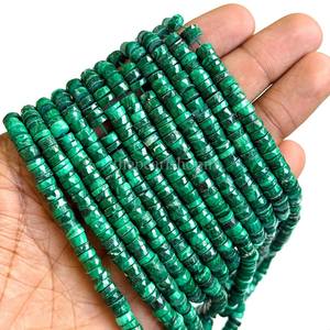ลูกปัดมาลาไคต์ธรรมชาติทรงเหลี่ยมขนาด 5-6 มม. สีเขียว ลูกปัดพลอยมาลาไคต์แท้สำหรับทำเครื่องประดับ ความยาว 16 นิ้ว - Product Image 3