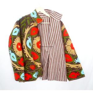 Chaqueta Cotrise Étnica Bordada al por Mayor para Mujer, Abrigo de Otoño/Invierno, Diseño Tradicional Premium, Algodón Transpirable Ecológico - Product Image 4