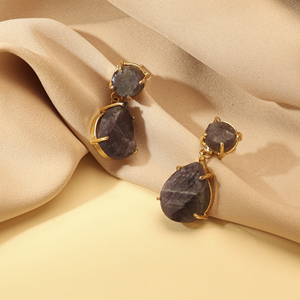 Boucles d'oreilles pendantes en améthyste plaquées or pour femme, style bohème vintage, bijoux en pierre naturelle sertie griffe, forme goutte d'eau, cadeau - Product Image 1