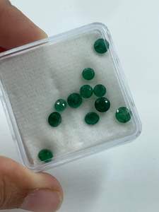 Esmeralda Zambiana Verde Natural de la Mejor Calidad, 3.22 Quilates, 44.5,4.8MM, Corte Brillante Redondo, Colgante al por Mayor - Product Image 5