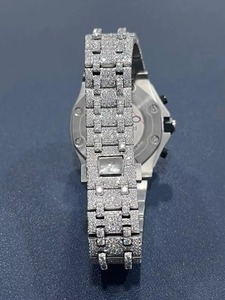 Reloj cronógrafo unisex de lujo de acero inoxidable con diamantes incrustados, esfera analógica, caja redonda de 41 mm, cierre desplegable, movimiento de cuarzo. - Product Image 5