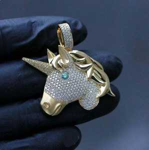 Colgante de Cabeza de Unicornio con Incrustaciones de Moissanita VVS, Joyería Hip Hop con Aspecto de Diamante, Amuleto de Lujo y Fantasía - Product Image 3